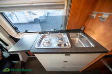 Lataa kuva Galleria-katseluun, Carthago Malibu 600
