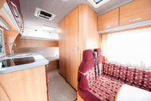 Ladda upp bild till gallerivisning, Eura Mobil A 640 VB

