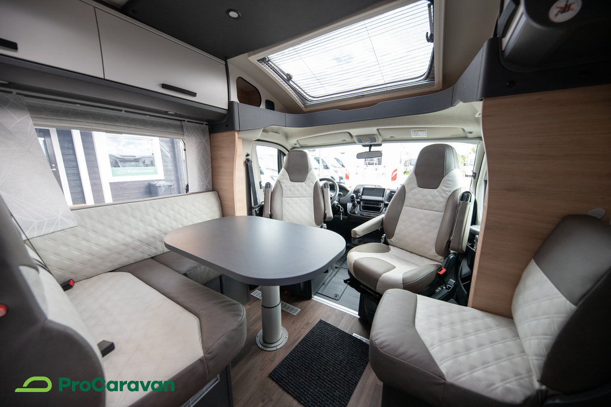 Knaus Live TI 650 MEG Platinum Selection