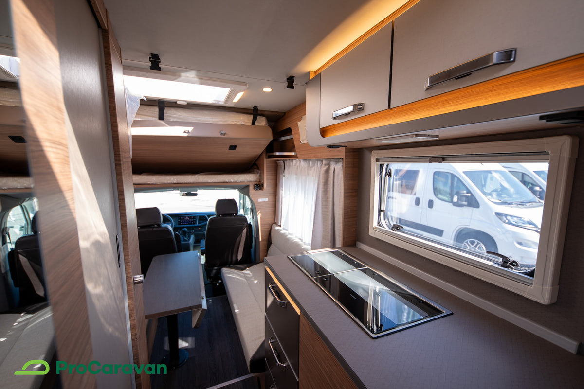 Weinsberg X-Cursion Van 500 LT Edition [PEPPER]
