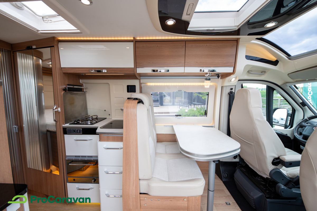 Rapido V62 Scandinavian Exclusive
