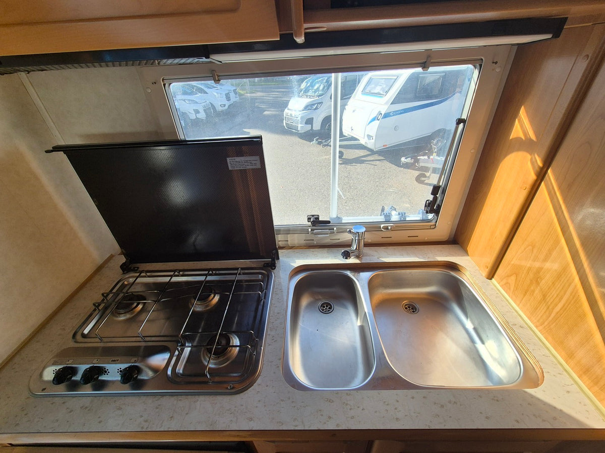 Hymer B 584