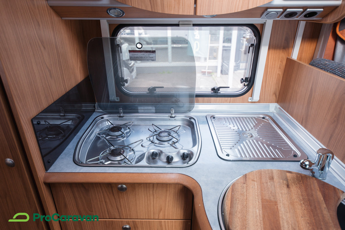 BURSTNER DELFIN T625 Performance