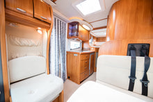 Ladda upp bild till gallerivisning, HOBBY T 500 GESC Van Exclusive

