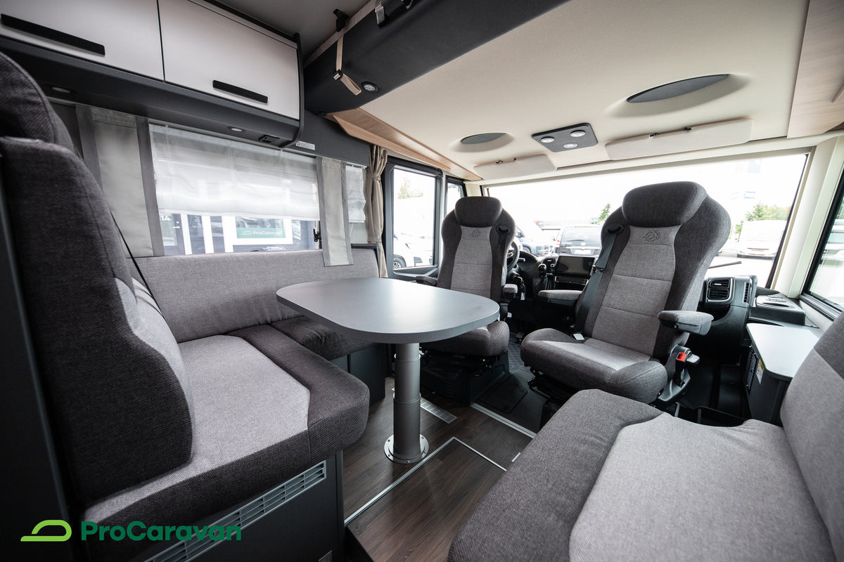 Knaus Live I 700 MEG