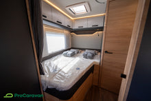 Lataa kuva Galleria-katseluun, Knaus Live Wave 650 MF
