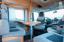 Lataa kuva Galleria-katseluun, Adria Coral S 670 SL
