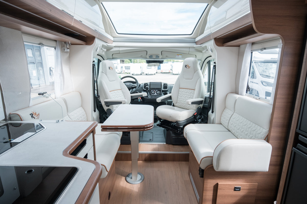 Rapido 696F R65 Edition