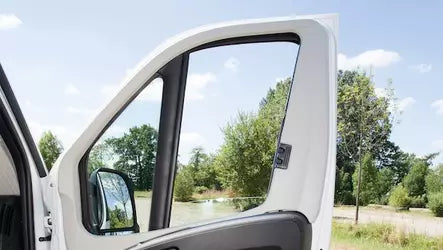 Remis sivuikkunan pimennysverho REMIfront 4, Ducato 2021, oikea