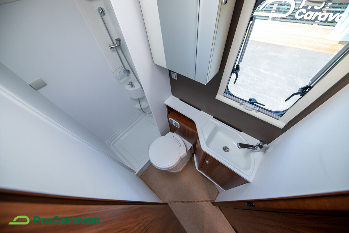 Adria MATRIX 650 SF