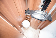 Ladda upp bild till gallerivisning, LMC T712 Cruiser Black selection

