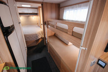 Lataa kuva Galleria-katseluun, Dethleffs Camper Snow
