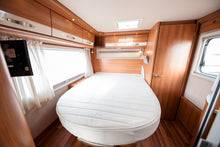 Ladda upp bild till gallerivisning, Hymer B 575

