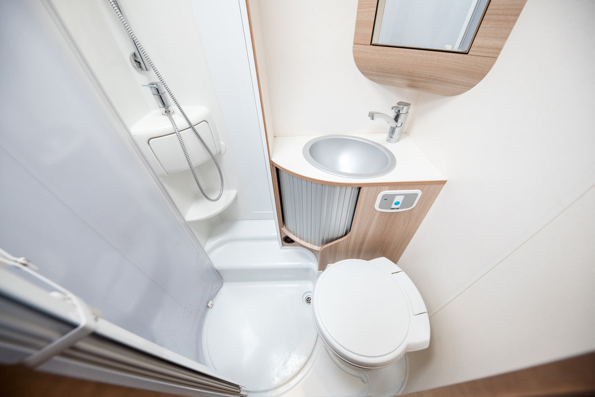 Adria Matrix M 680 SP
