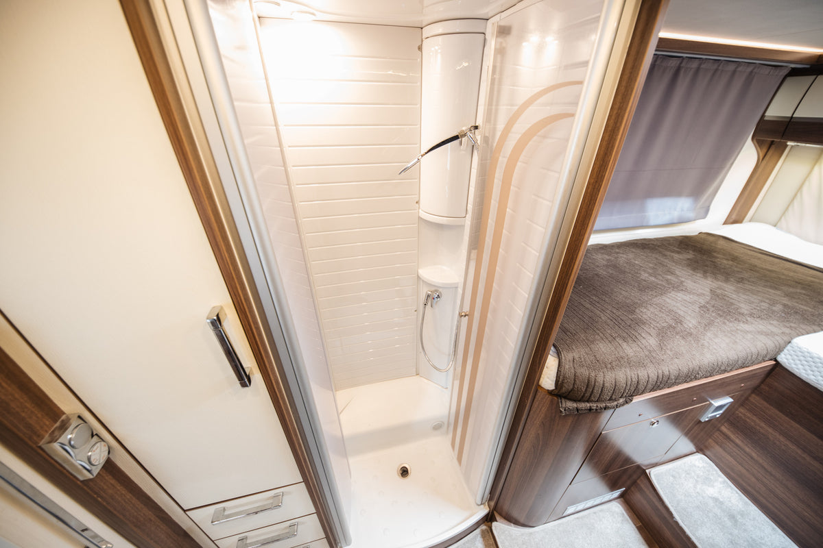 BURSTNER Elegance I810