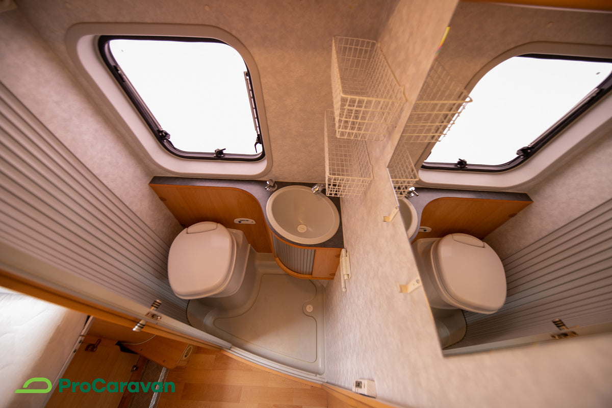 ADRIA 600