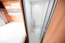 Ladda upp bild till gallerivisning, HYMER B 575
