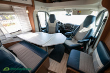 Ladda upp bild till gallerivisning, LMC Breezer V 646G
