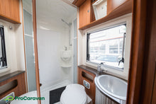 Lataa kuva Galleria-katseluun, Adria Matrix M650 SF
