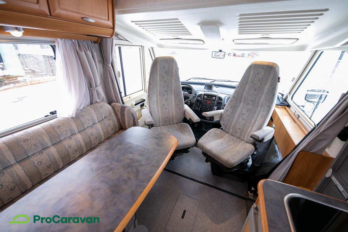 Hymer B564