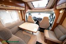 Ladda upp bild till gallerivisning, LMC Cruiser T732
