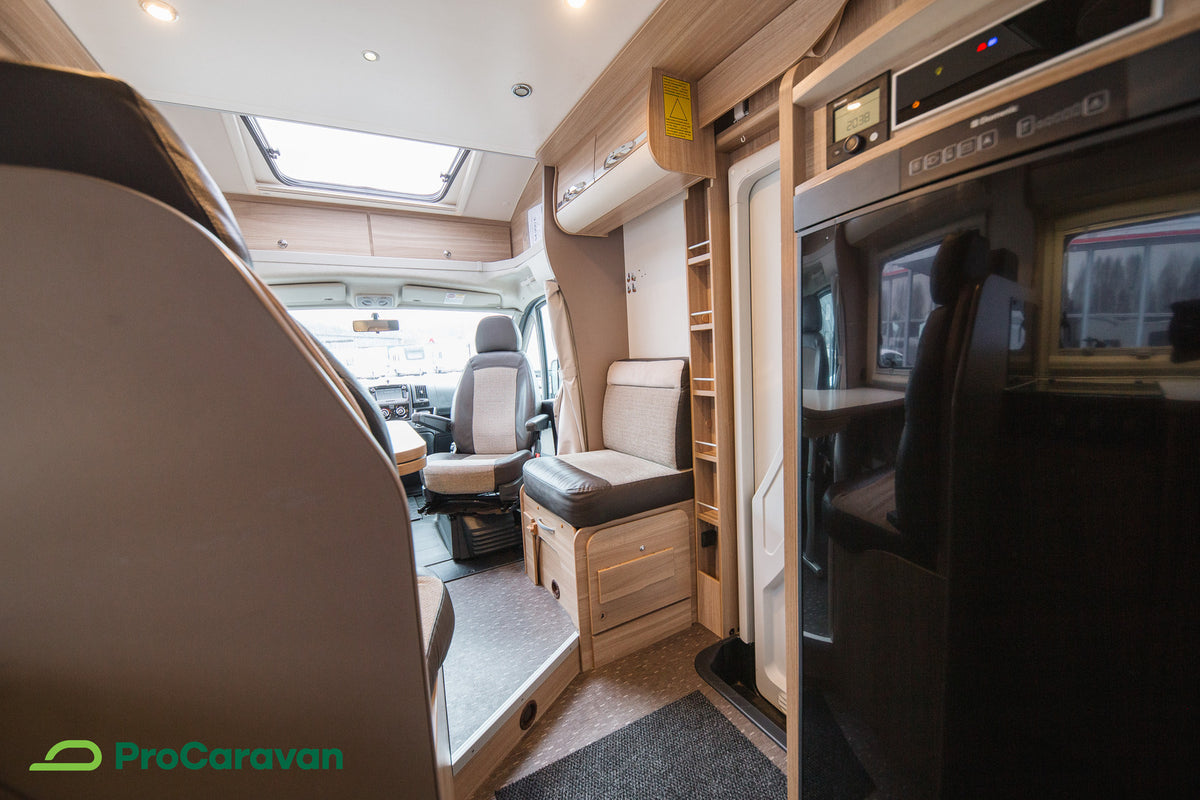 Adria Matrix Axess M 680 SL