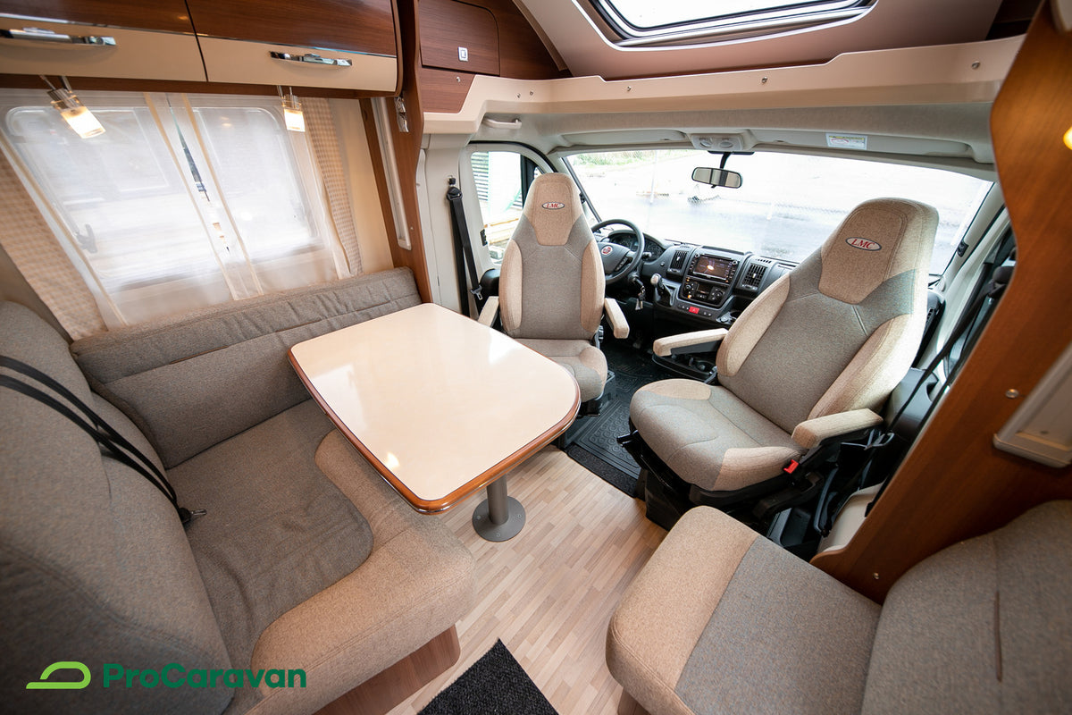 LMC Cruiser T732