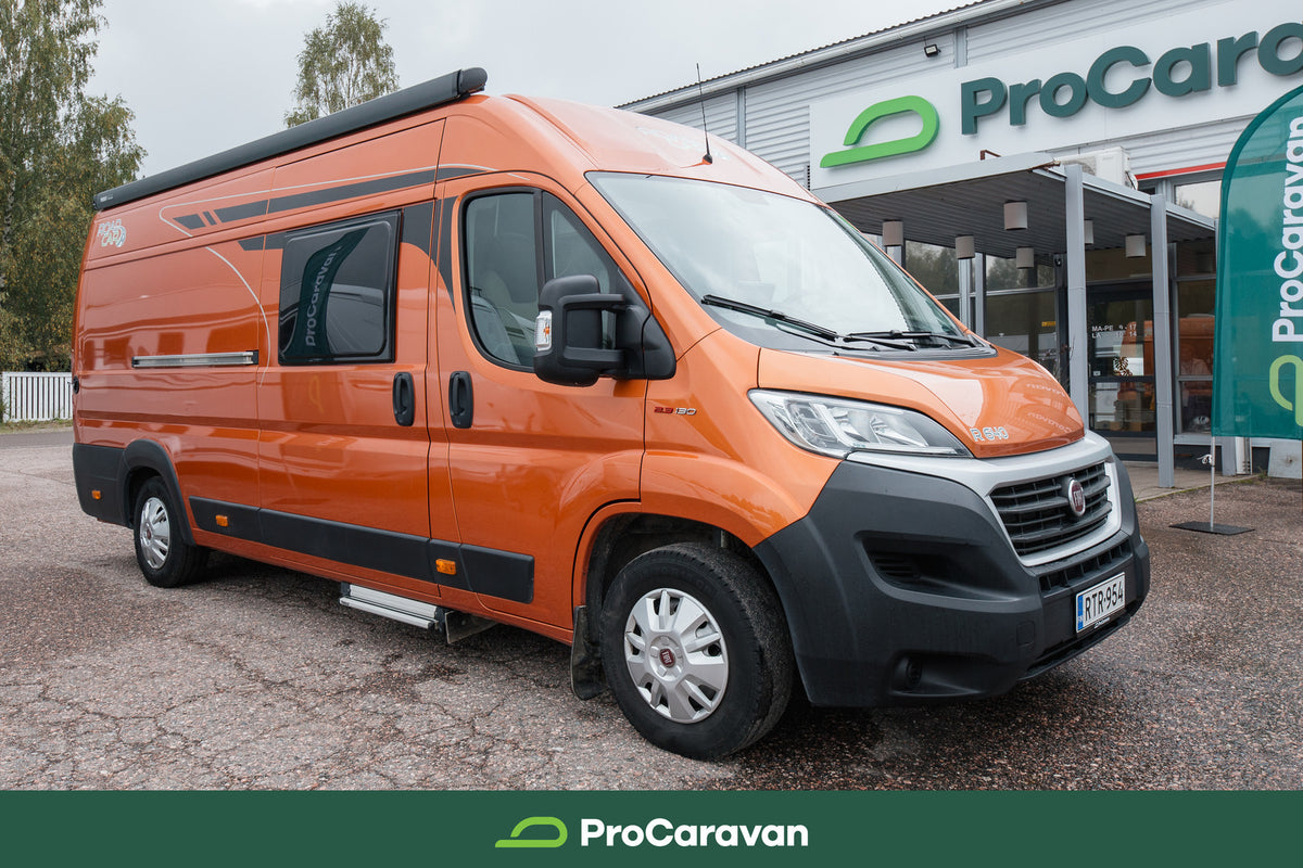 ROAD CAR R 640 360