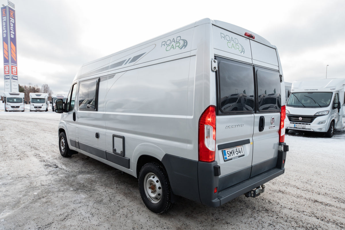 Roadcar Van R 600