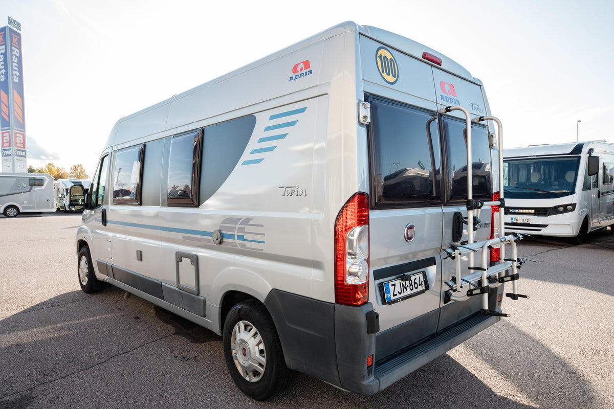 Adria 600 Twin