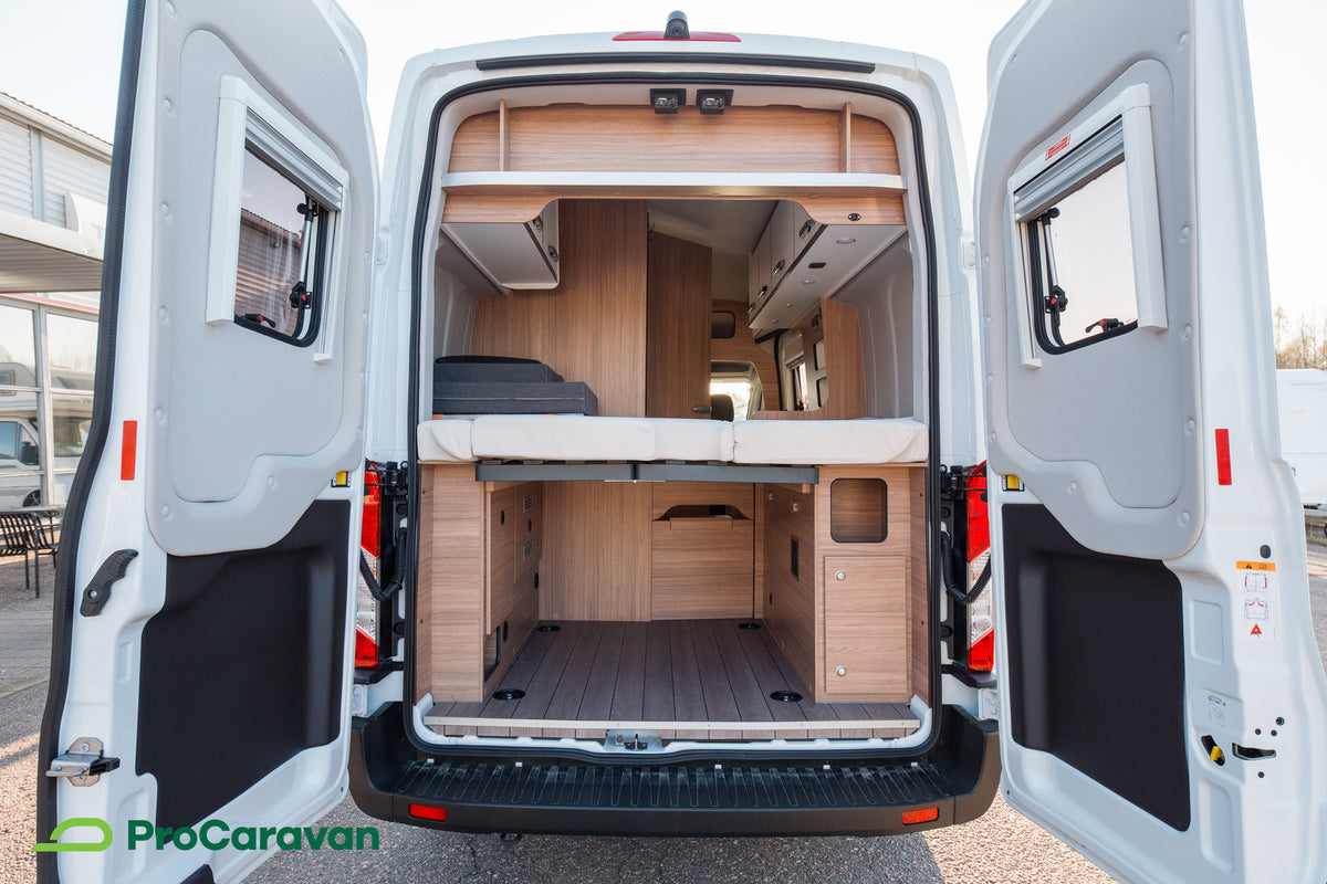 WEINSBERG CARABUS FORD 600 MQ