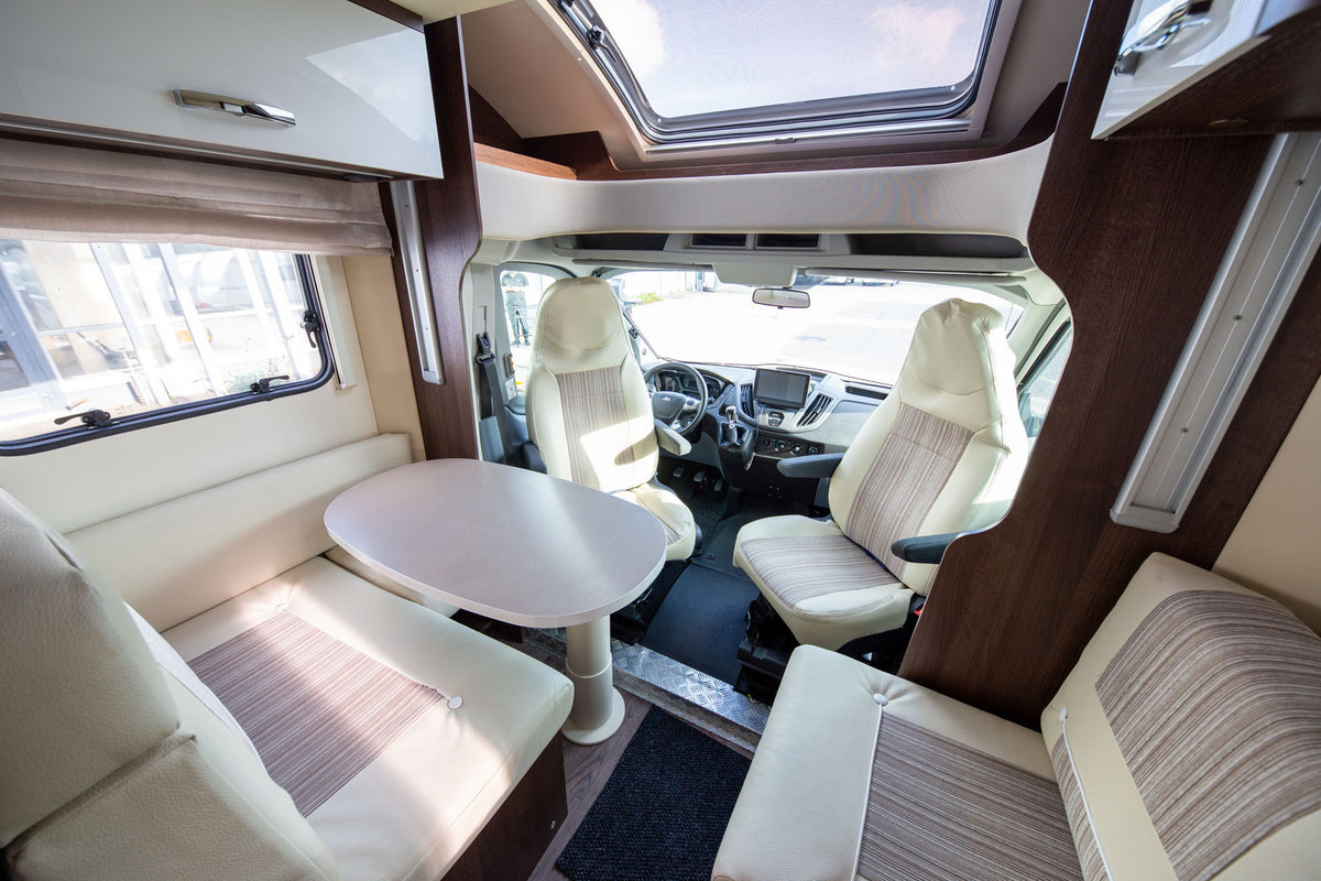 CI Elliot 66 XT
