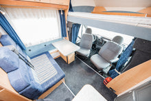 Ladda upp bild till gallerivisning, EURA MOBIL P 660 HB
