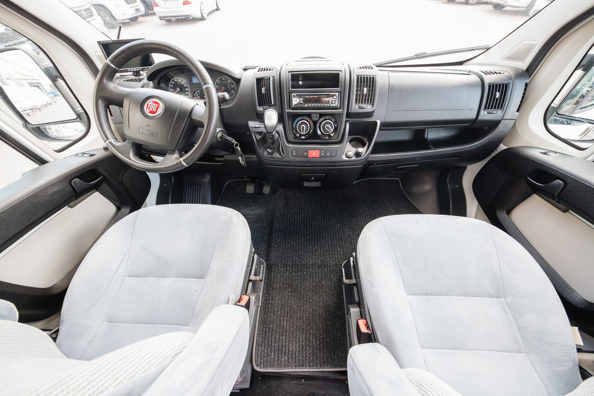 HYMER HC 372 640