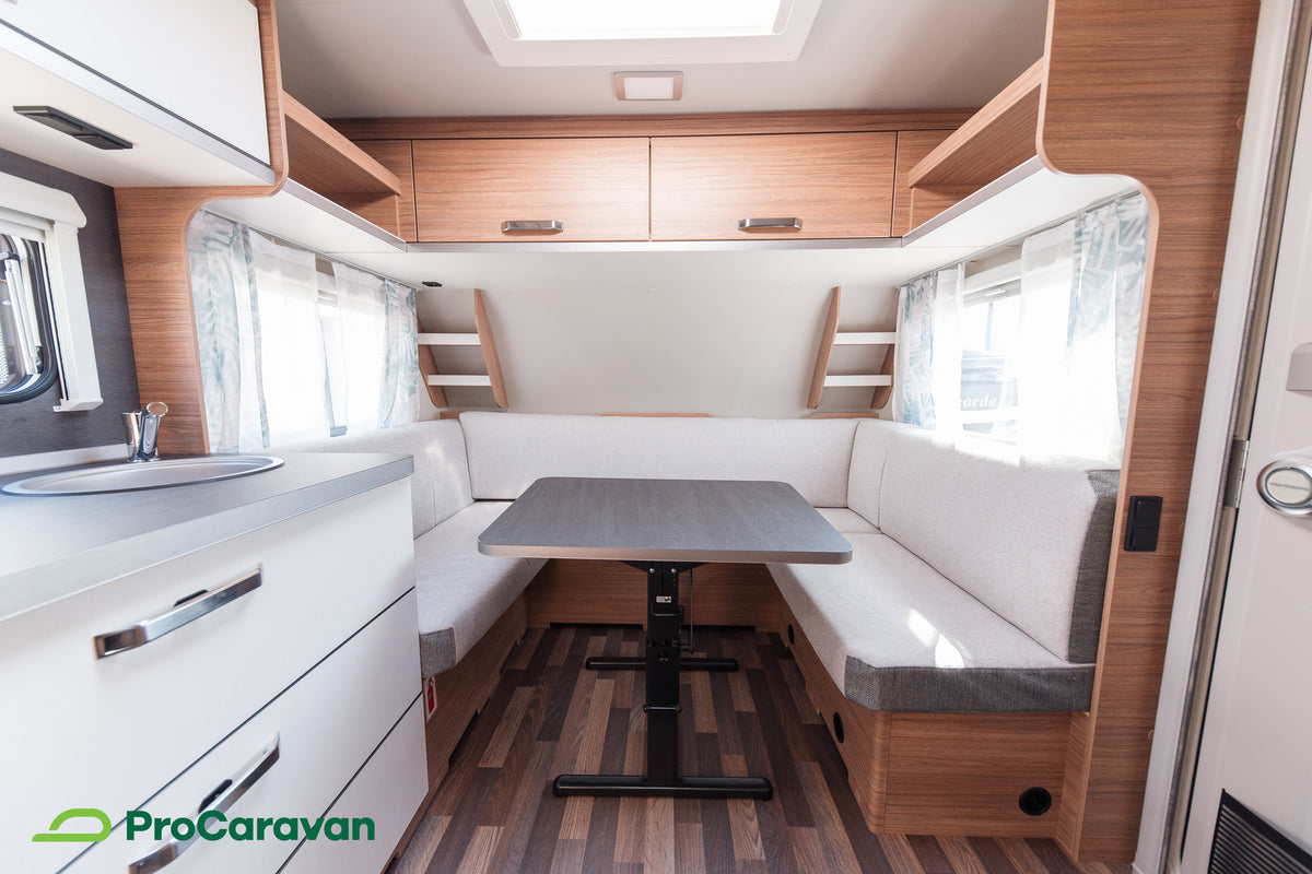 WEINSBERG CARAONE  *ESILLÄ TURKU CARAVAN SHOW