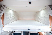 Ladda upp bild till gallerivisning, HYMER B 575
