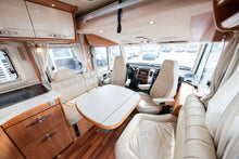 Ladda upp bild till gallerivisning, HYMER B 575

