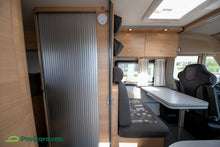 Ladda upp bild till gallerivisning, KNAUS V Liner
