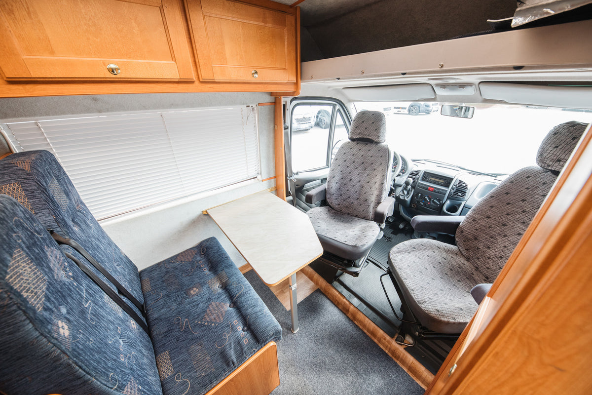 Casa Car 560