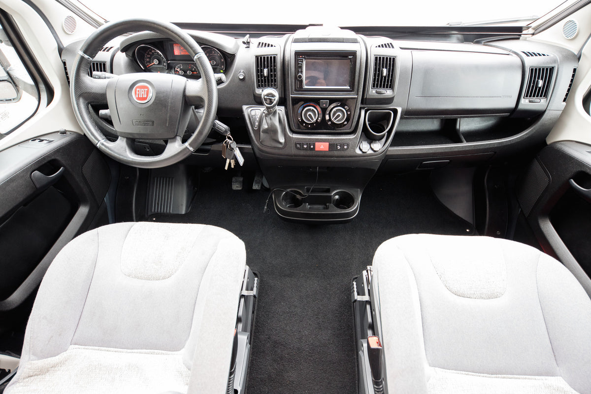 Rapido 696F