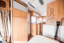 Ladda upp bild till gallerivisning, Hymer 572 VAN
