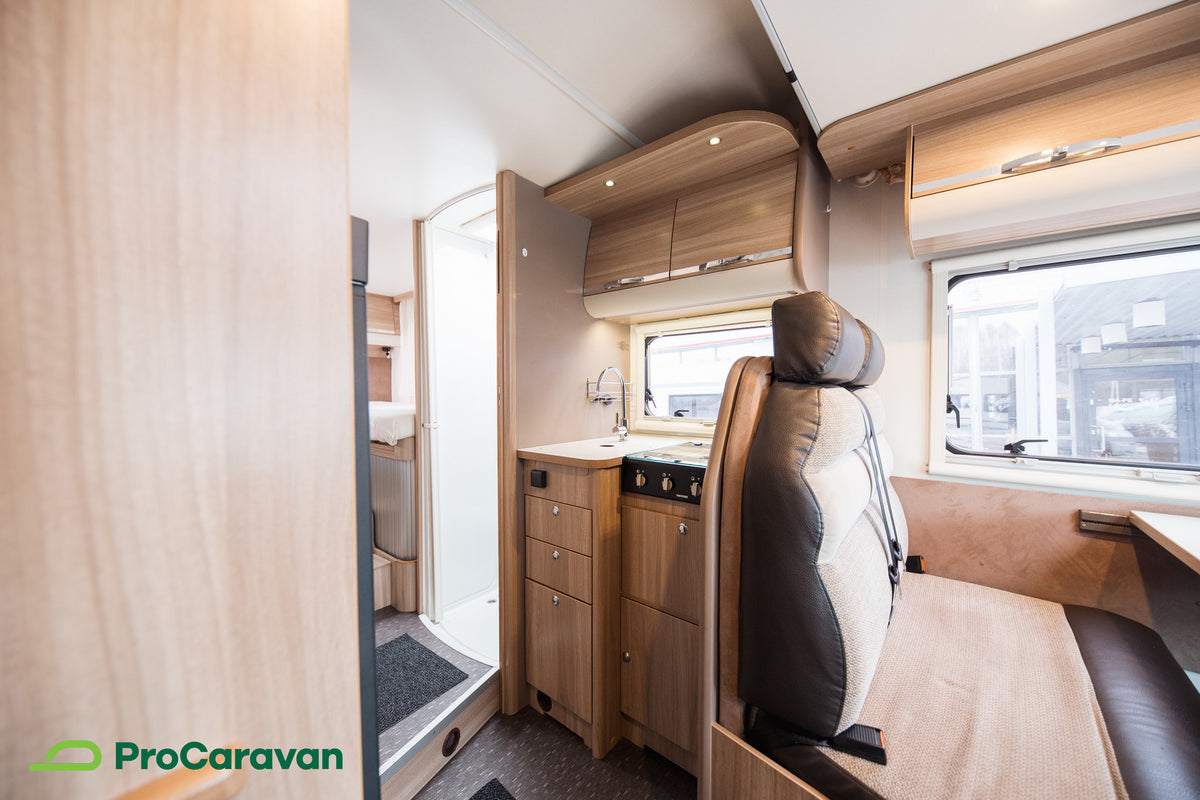 Adria Matrix Axess M 680 SL