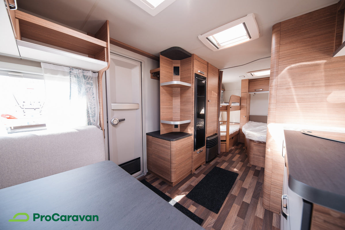 WEINSBERG CARAONE  *ESILLÄ TURKU CARAVAN SHOW