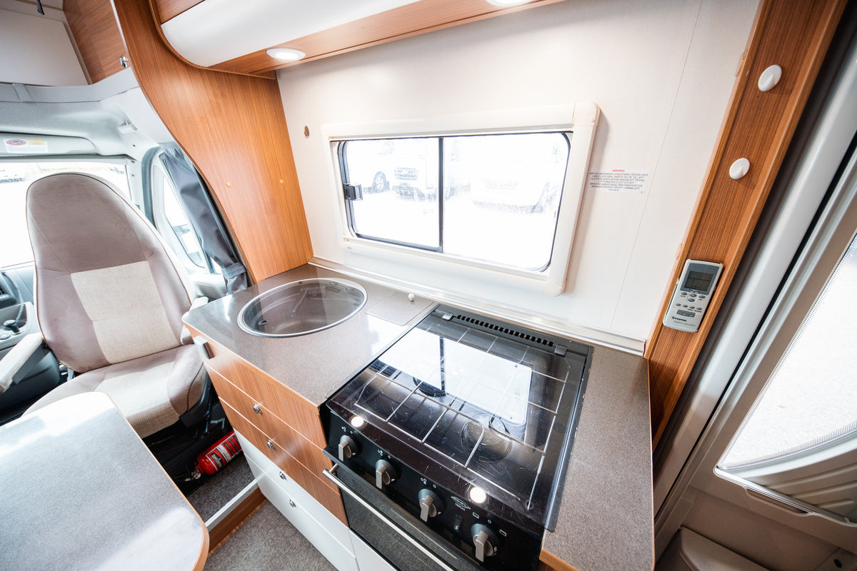 Adria Matrix M 680 SL