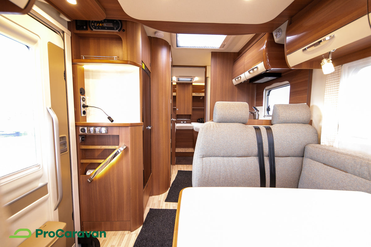 LMC Cruiser T732