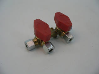 Gok kaksoissulkuhana 8mm kaasuputkelle 8mm / 2 x 8mm, 0500102